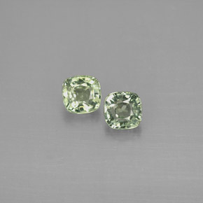 Gemas de zafiro verde natural de  ct, corte cojín, VS