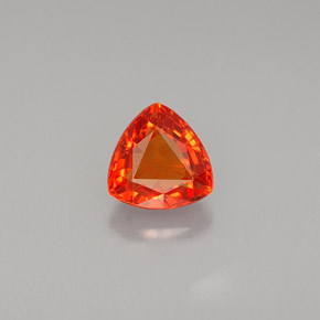 Zafiro naranja natural de 0,80 ct, trillón, VVS-VS