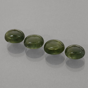 Gemas de zafiro verde natural de  ct, transparente, transparente / translúcido