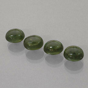 Gemas de zafiro verde natural de  ct, transparente, transparente / translúcido