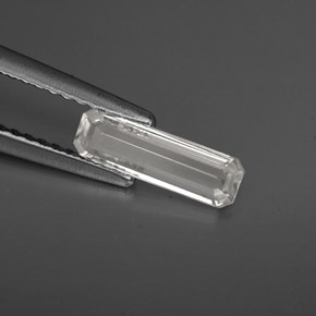 Zafiro blanco natural de 0,61 ct, corte esmeralda, VS