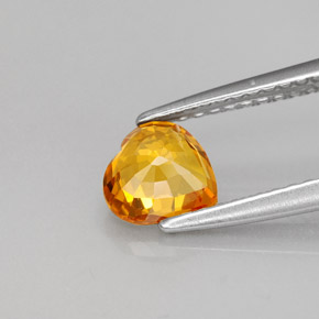 Zafiro naranja natural de 0,95 ct, forma de corazón, VVS