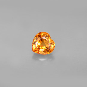 Zafiro naranja natural de 1,07 ct, forma de corazón, VS