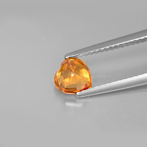 Zafiro naranja natural de 1,07 ct, forma de corazón, VS