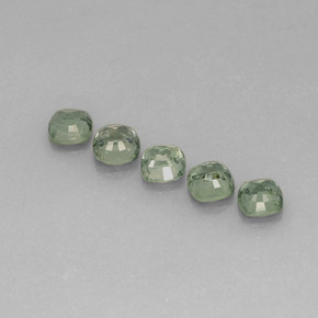 Gemas de zafiro verde natural de  ct, corte cojín, VS