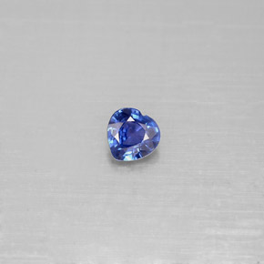 Zafiro azul natural de 0,37 ct, forma de corazón, VS