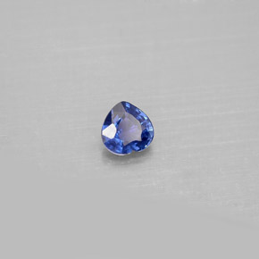 Zafiro azul natural de 0,37 ct, forma de corazón, VS