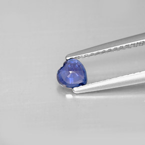Zafiro azul natural de 0,37 ct, forma de corazón, VS