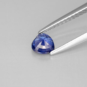 Zafiro azul natural de 0,44 ct, forma de corazón, VS