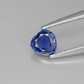 Zafiro azul natural de 0,36 ct, forma de corazón, VS
