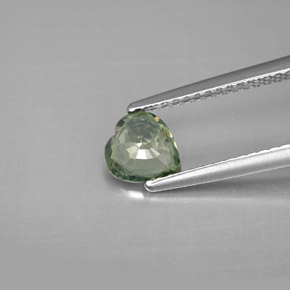 Zafiro verde natural de 0,82 ct, forma de corazón, VVS-VS