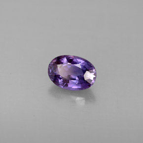 Zafiro violeta natural de 0,67 ct, corte óvalo, VS