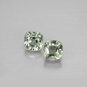 Gemas de zafiro verde natural de  ct, corte cojín, VVS