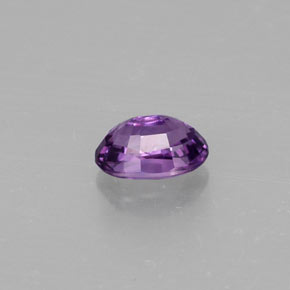 Zafiro violeta natural de 0,70 ct, corte óvalo, VS