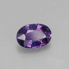 Zafiro violeta natural de 0,60 ct, corte óvalo, VS