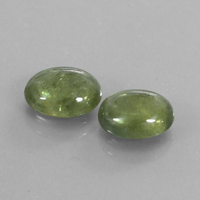 Gemas de zafiro verde natural de  ct, transparente, transparente / translúcido