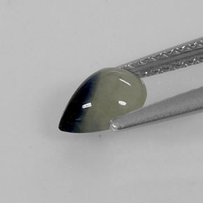 Zafiro bicolor natural de 0,90 ct, en forma de pera, translúcido