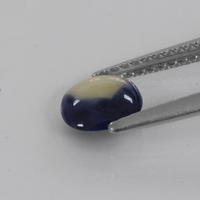 Zafiro bicolor natural de 0,85 ct, corte cojín, translúcido