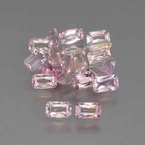 Gemas de zafiro multicolor natural de  ct, corte esmeralda, VS-SI