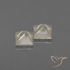 Gemas de Zafiro Amarillo claro natural de 0.96 ct, Cuadrado, VVS-VS