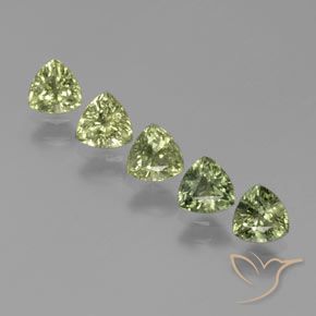 Gemas de Zafiro Verde bosque claro natural de 1.84 ct, Trillón, VS