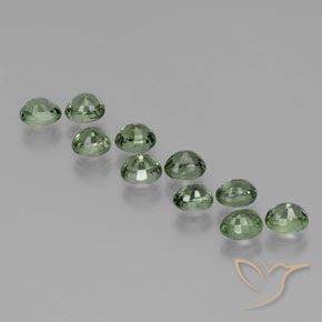 Gemas de Zafiro Verde oscuro medio natural de 6.27 ct, Ovalada, VVS-VS