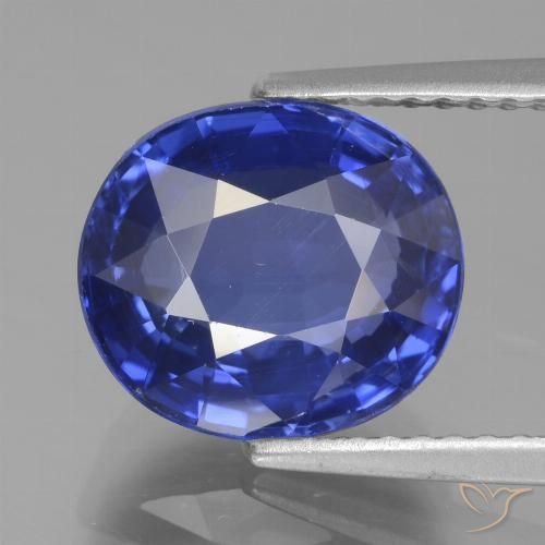 Zafiro Azul aciano natural de 4.77 ct, Ovalada, VVS-VS