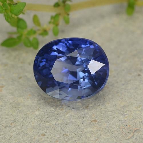 Zafiro Azul aciano natural de 3.38 ct, Ovalada, VS