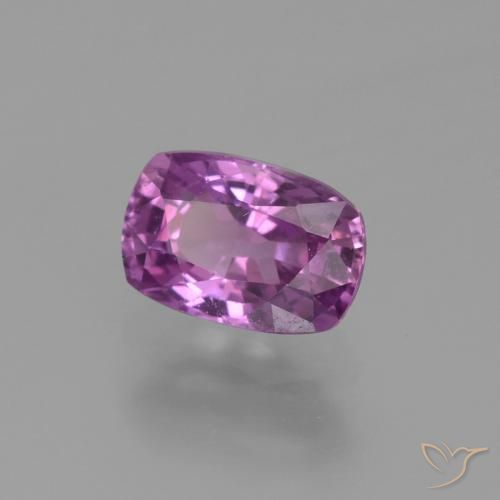 Zafiro Púrpura medio natural de 1.59 ct, Forma Cojín, VS