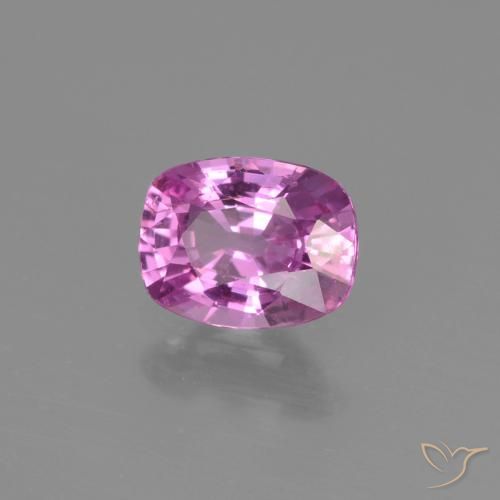 Zafiro Púrpura intenso natural de 1.03 ct, Forma Cojín, VS