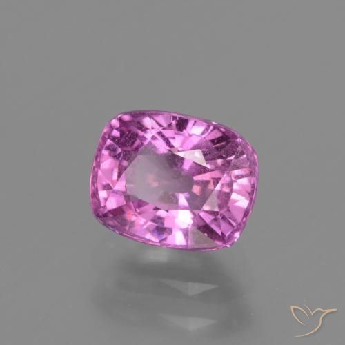 Zafiro Púrpura medio natural de 1.54 ct, Forma Cojín, VS