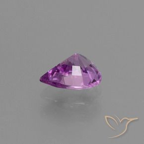 Zafiro Púrpura oscuro medio natural de 1.07 ct, En forma de pera, VS-SI