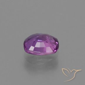 Zafiro Púrpura intenso natural de 1.31 ct, Forma Cojín, VS