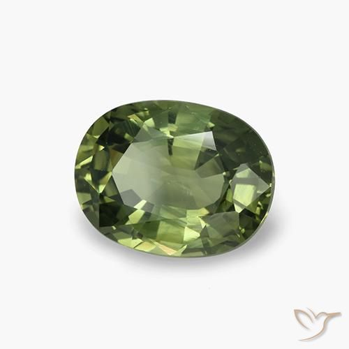 Zafiro Verde oscuro medio natural de 4.09 ct, Ovalada, VVS-VS