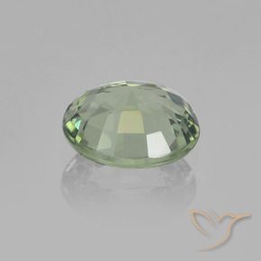 Zafiro Verde claro natural de 0.75 ct, Ovalada, VVS