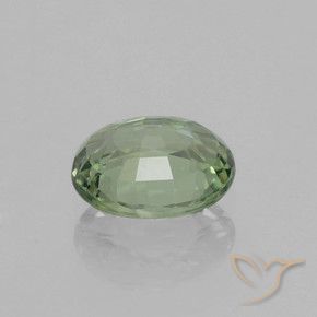 Zafiro Medium Light Green natural de 0.83 ct, Ovalada, VVS-VS