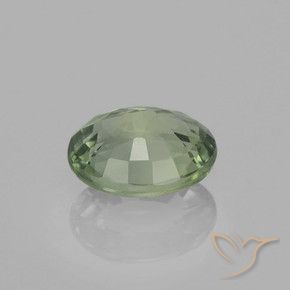 Zafiro Verde bosque natural de 0.81 ct, Ovalada, VVS-VS
