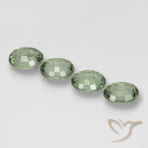 Gemas de Zafiro Verde bosque natural de 2.98 ct, Ovalada, VVS
