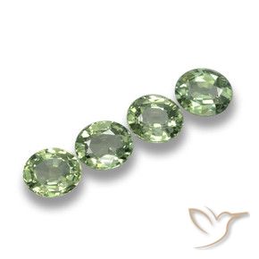 Gemas de Zafiro Verde medio natural de 3.47 ct, Ovalada, VVS-VS
