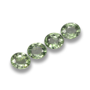 Gemas de zafiro medium light green natural de 3,02 ct, corte óvalo, VVS-VS