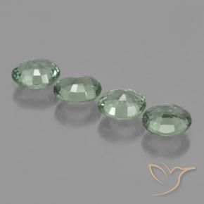Gemas de Zafiro Verde medio natural de 3.32 ct, Ovalada, VVS-VS