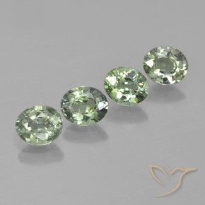 Gemas de Zafiro Verde bosque claro natural de 2.92 ct, Ovalada, VVS-VS