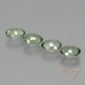 Gemas de Zafiro Medium Light Green natural de 2.89 ct, Ovalada, VVS-VS