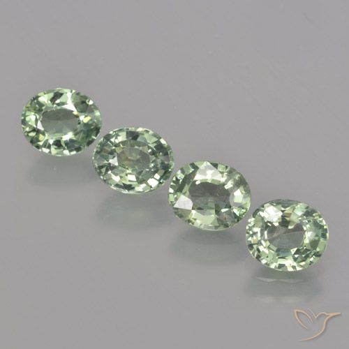 3.28ctw Natural Verde musgoso Zafiro, Ovalada, VVS-VS