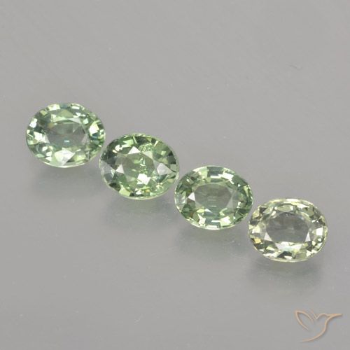 3.22ctw Natural Verde musgoso Zafiro, Ovalada, VVS-VS