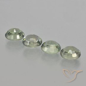 Gemas de Zafiro Verde claro natural de 3.85 ct, Ovalada, VVS-VS