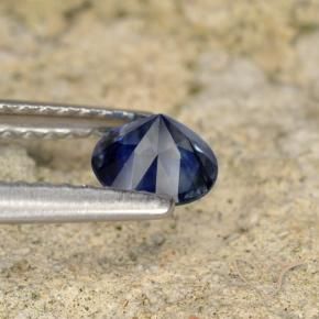 Zafiro Azul oscuro natural de 0.53 ct, Redondo, VVS-VS
