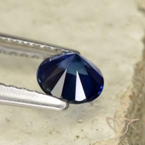 Zafiro Azul oscuro natural de 0.60 ct, Redondo, VVS-VS