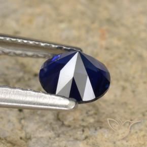 Zafiro Azul oscuro natural de 0.62 ct, Redondo, VVS-VS