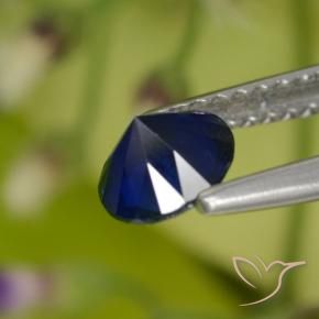 Zafiro Azul crepúsculo natural de 0.77 ct, Redondo, VVS-VS